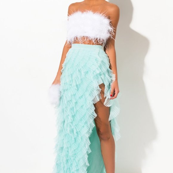 ISO Akira Ruffled Drinks on You Skirt - any color - Picture 5 of 5